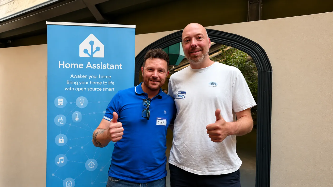 Luca Spina con Paulus Schoutsen, fondatore di Home Assistant, in un incontro speciale